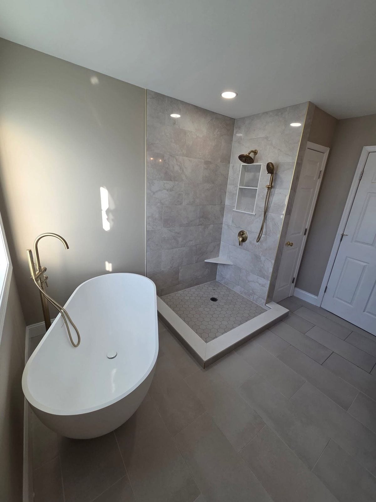 Modern Spa Retreat with Open Wet Room